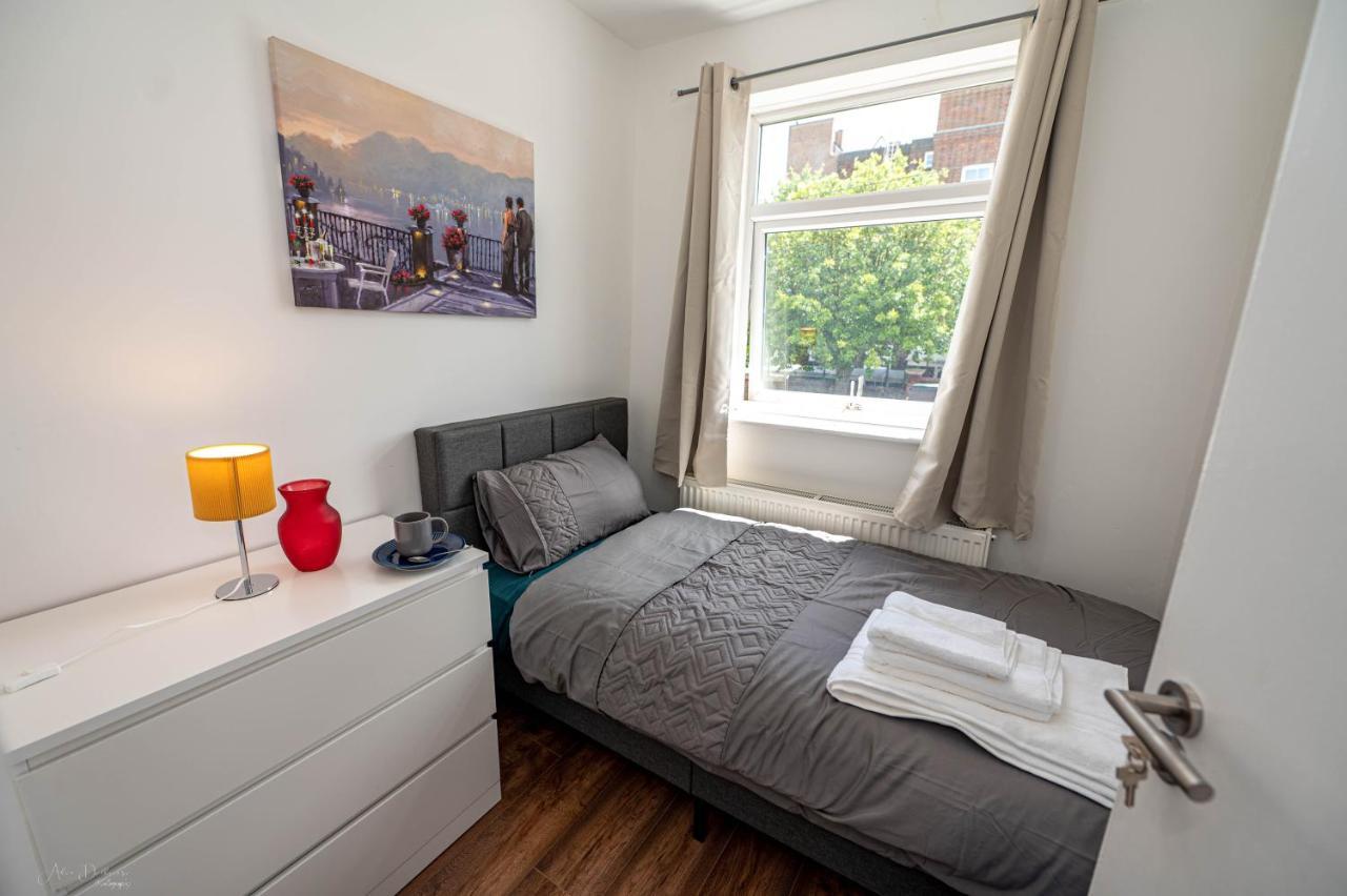 4 Bedrooms,2 Bathrooms House With Free Parking Дом отдыха *